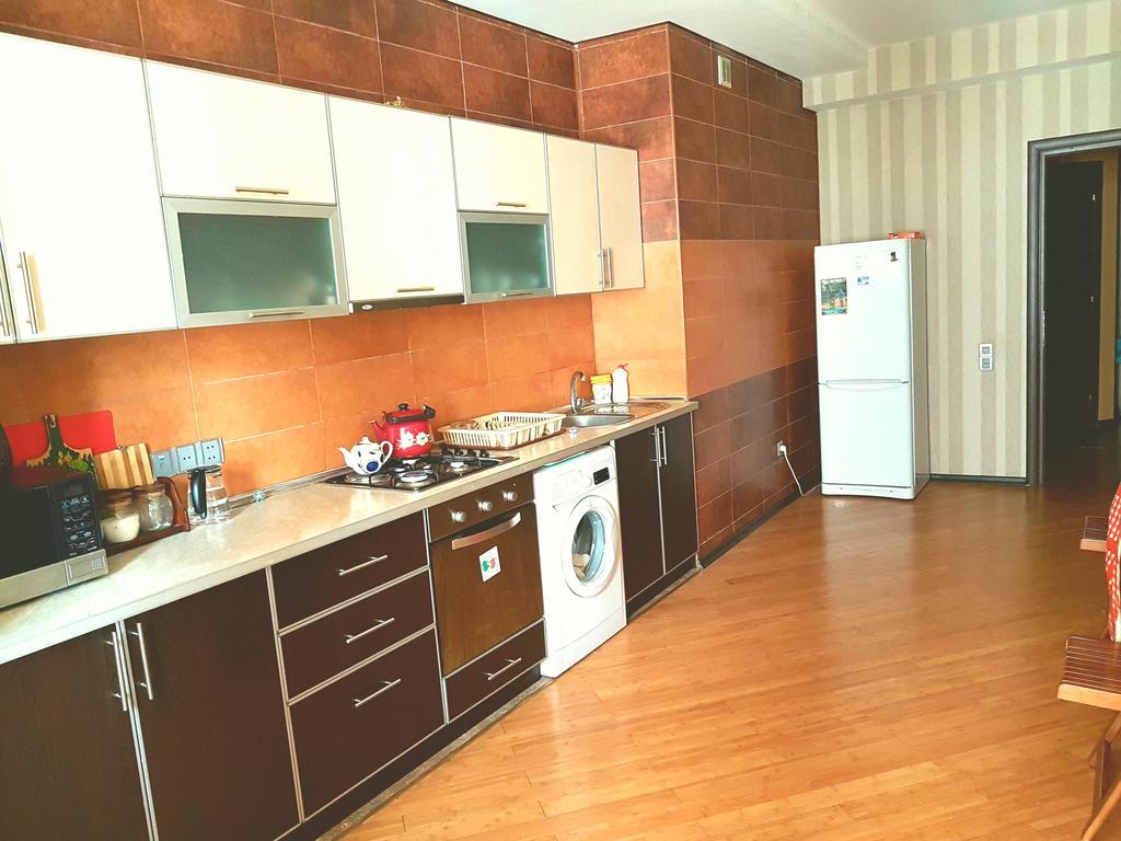 Apartment On Mirqasimov St.29 Баку Екстериор снимка
